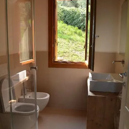 Nell Uliveto Frantoio Villa